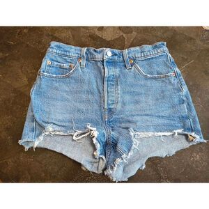 Levi's 501 high-rise women's denim cut-off shorts button fly Raw-edge, frayed he